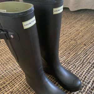 Hunter Adjustable Calf Rainboot
